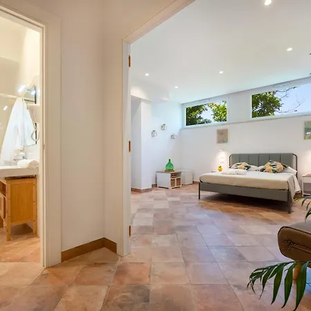 Eleni * Сорренто